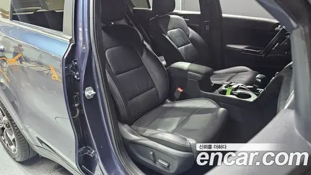 Kia Sportage The Bold 2019 — ფოტო 32/32