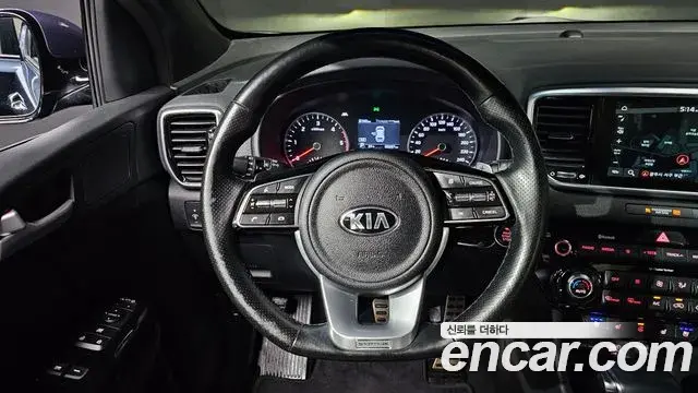 Kia Sportage The Bold 2019 — ფოტო 14/32