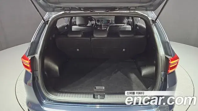 Kia Sportage The Bold 2019 — ფოტო 15/32