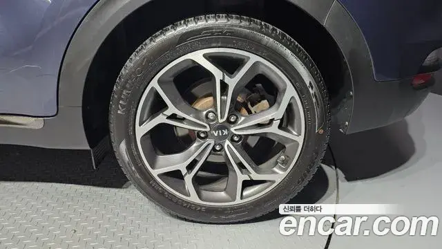 Kia Sportage The Bold 2019 — ფოტო 25/32
