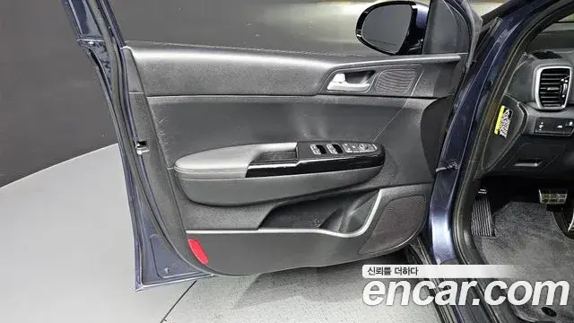 Kia Sportage The Bold 2019 — ფოტო 10/32