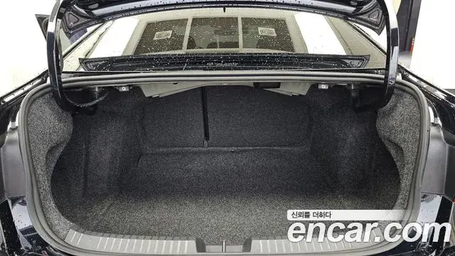 Volkswagen Jetta 2024 — Şəkil 7/20