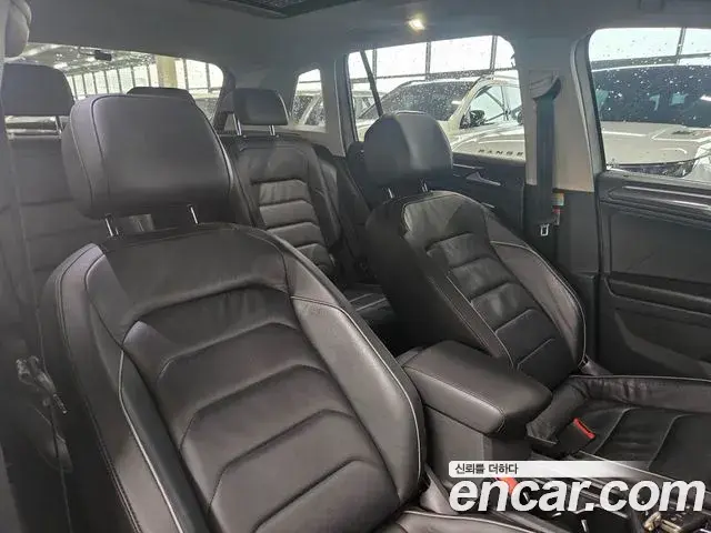 Volkswagen Tiguan 2020 — Şəkil 14/20