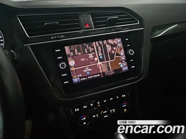 Volkswagen Tiguan 2020 — Şəkil 10/20