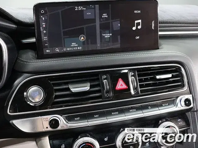 Genesis G70 2021 — Şəkil 13/20