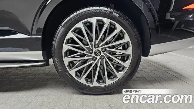Hyundai Palisade 2025 — Şəkil 32/34