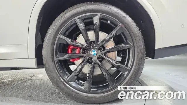 BMW X4 2025 — ფოტო 8/36