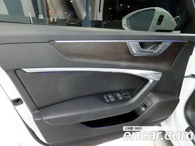 Audi A6 2019 — ფოტო 1/20