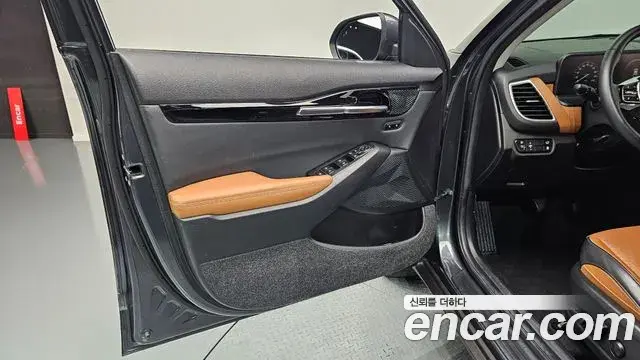 Kia Seltos 2022 — Şəkil 10/32