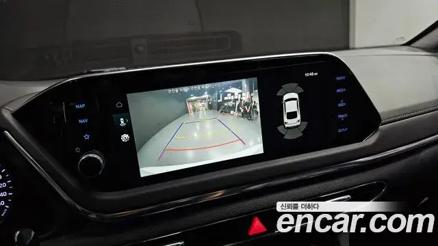 Hyundai Sonata Hybrid 2021 — Photo 2/30