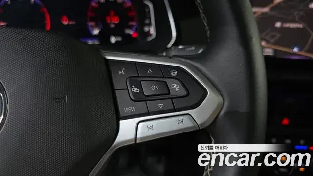 Volkswagen Jetta 2023 — Şəkil 17/34