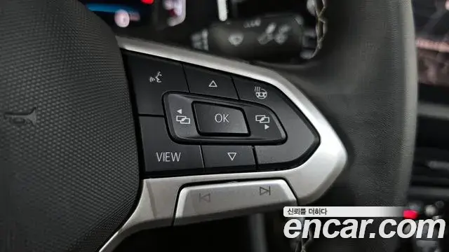 Volkswagen Jetta 2024 — ფოტო 4/33