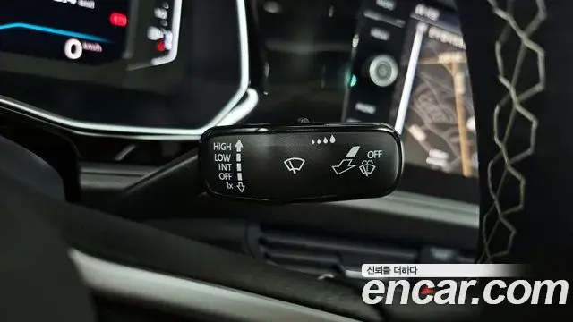 Volkswagen Jetta 2024 — ფოტო 24/33