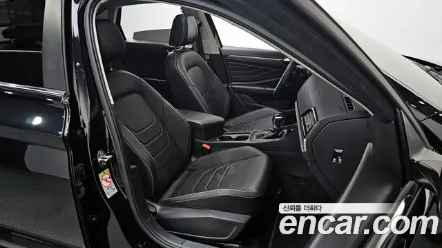 Volkswagen Jetta 2024 — ფოტო 6/33