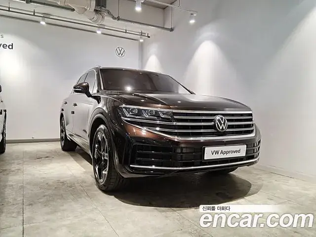 Volkswagen Touareg 2024 — ფოტო 4/15
