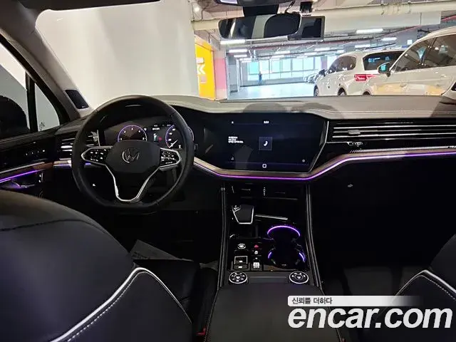 Volkswagen Touareg 2024 — ფოტო 5/15