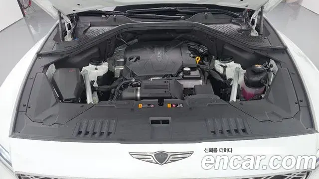 Genesis GV80 2024 — Photo 9/32