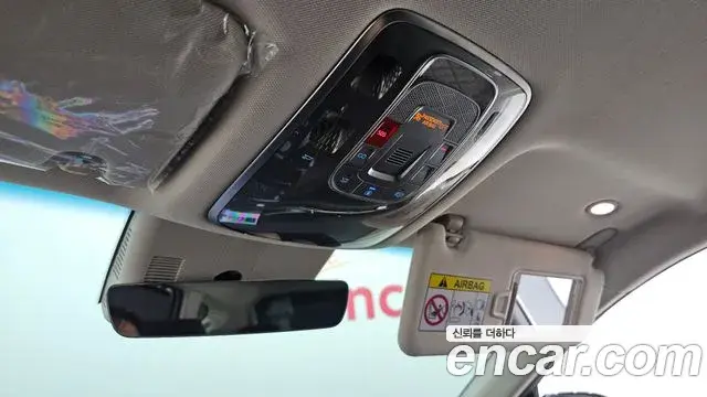 Genesis GV80 2024 — Photo 19/32