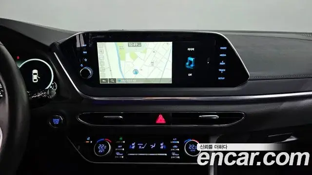 Hyundai Sonata Hybrid 2023 — Şəkil 31/38