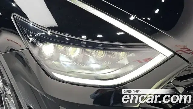 Hyundai Sonata Hybrid 2023 — Şəkil 11/38