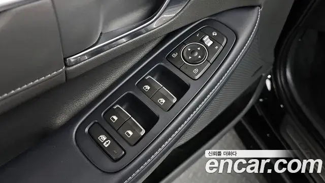 Hyundai Sonata Hybrid 2023 — Şəkil 29/38