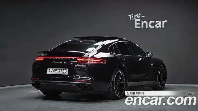 Porsche Panamera 2020 — Şəkil 19/31