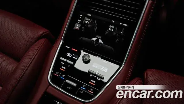 Porsche Panamera 2020 — Şəkil 28/31