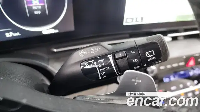 Kia Carnival 2023 — Фото 10/20