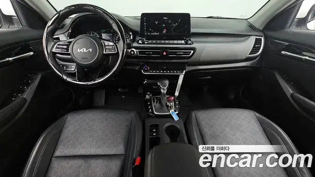 Kia Seltos 2021 — Photo 6/31