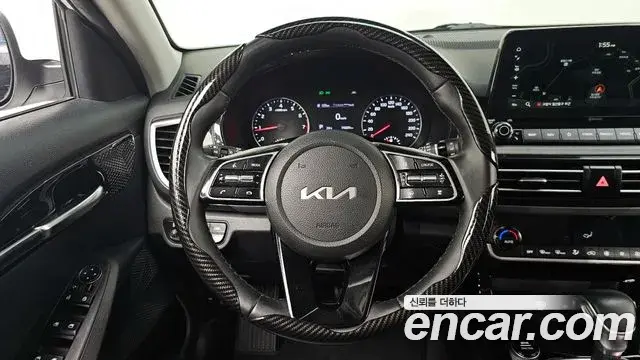 Kia Seltos 2021 — Photo 13/31