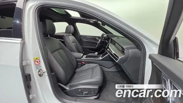Audi A6 2019 — ფოტო 18/20