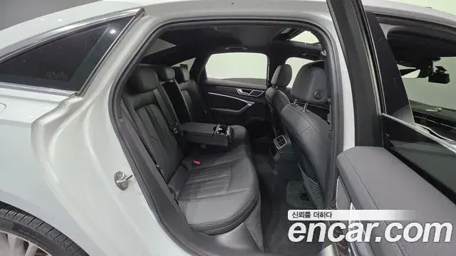 Audi A6 2019 — ფოტო 4/20