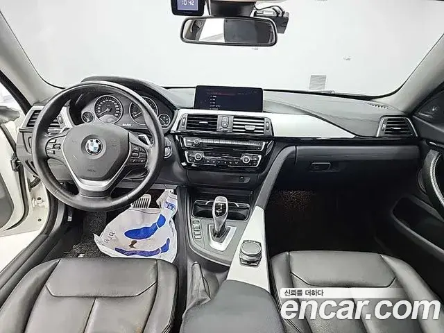 BMW 4 Series 2018 — Şəkil 1/18