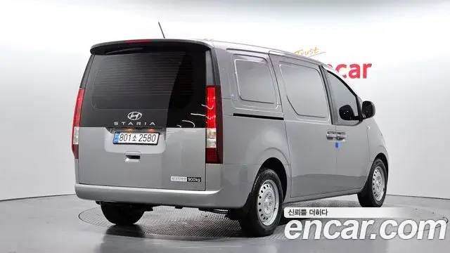 Hyundai Staria 2024 — Şəkil 27/30