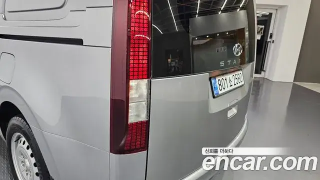 Hyundai Staria 2024 — Şəkil 5/30