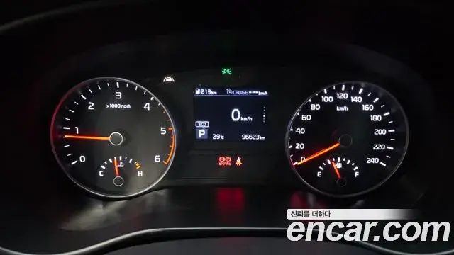 Kia Sportage The Bold 2018 — Photo 19/20