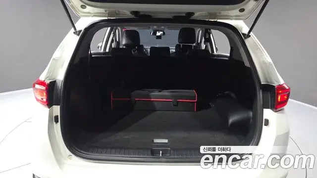 Kia Sportage The Bold 2018 — Photo 18/20