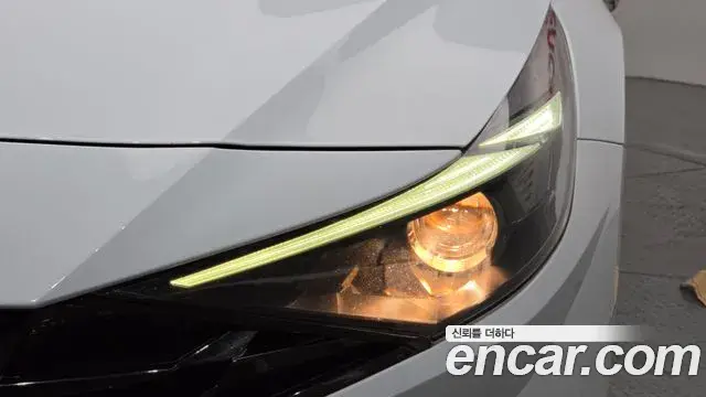 Hyundai The New Avante Hybrid 2021 — Şəkil 9/30