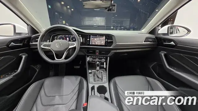 Volkswagen Jetta 2024 — Şəkil 30/35