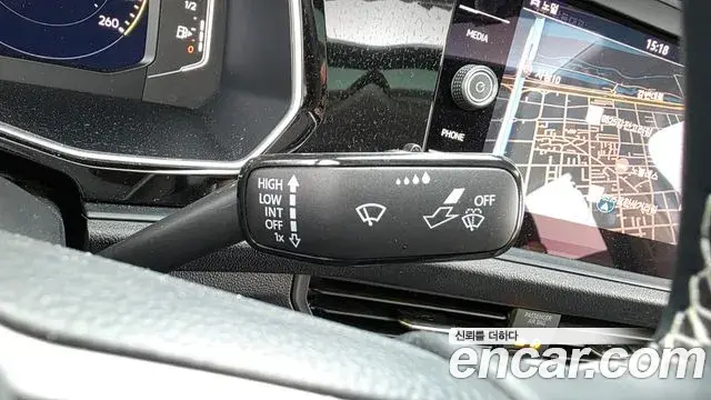 Volkswagen Jetta 2024 — Şəkil 24/35