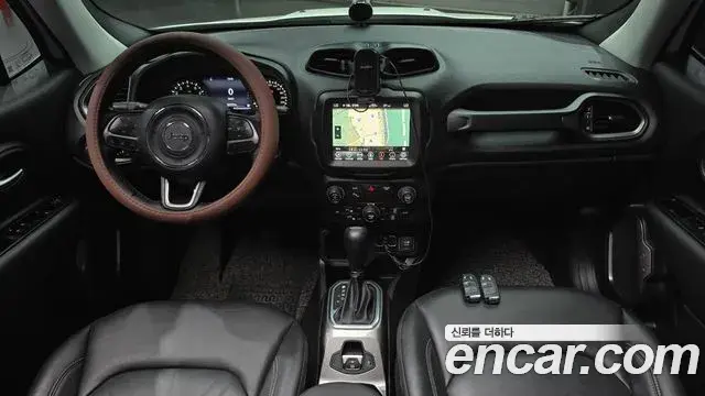 Jeep Renegade 2019 — Photo 1/32