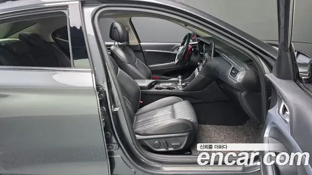 Genesis G70 2018 — Şəkil 12/20