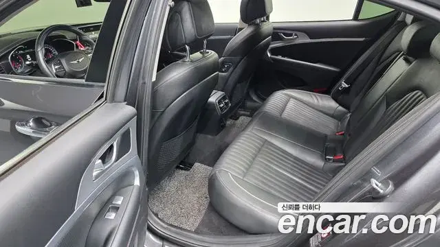Genesis G70 2018 — Şəkil 13/20