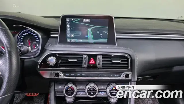 Genesis G70 2018 — Şəkil 9/20