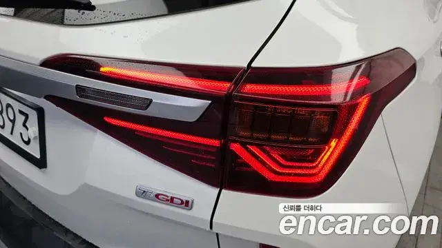 Kia Seltos 2019 — Şəkil 16/31