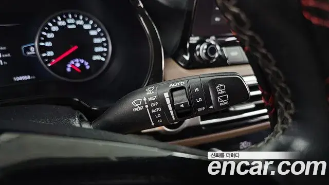 Kia Seltos 2019 — Şəkil 29/31