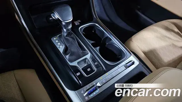Kia Carnival 2023 — Фото 9/20
