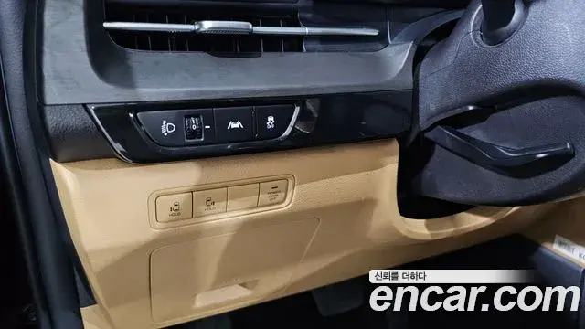 Kia Carnival 2023 — Фото 14/20