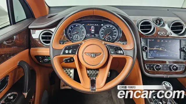 Bentley Bentayga 2018 — Şəkil 20/20
