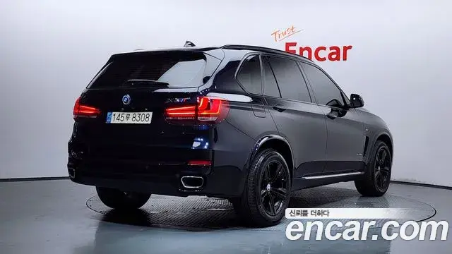BMW X5 2018 — Photo 19/20